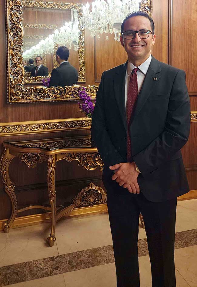 دکتر نیما حسامی